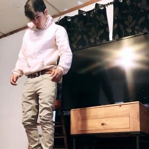 Meet your Posher, Devyn